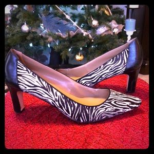 Hair on Zebra STUNNING Ann Taylor size 9 pumps